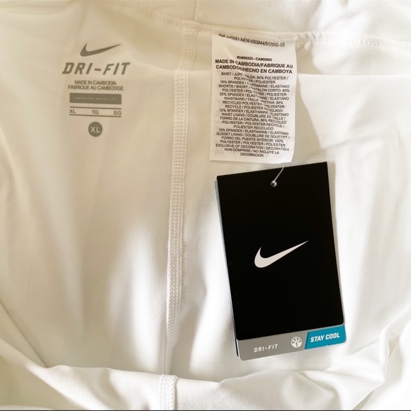 Nike pleated tennis skirt. - Picture 8 of 13